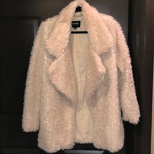 Audrey 3+1 Oversized Faux Fur Coat